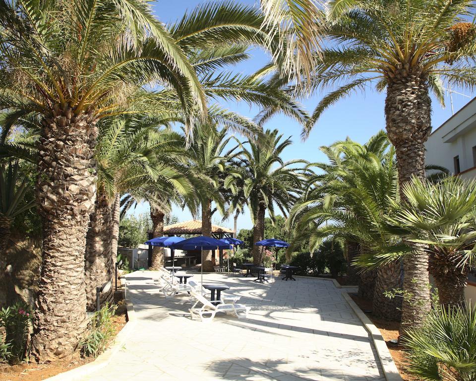 Le Palme Vacanze Trappeto  Exterior photo